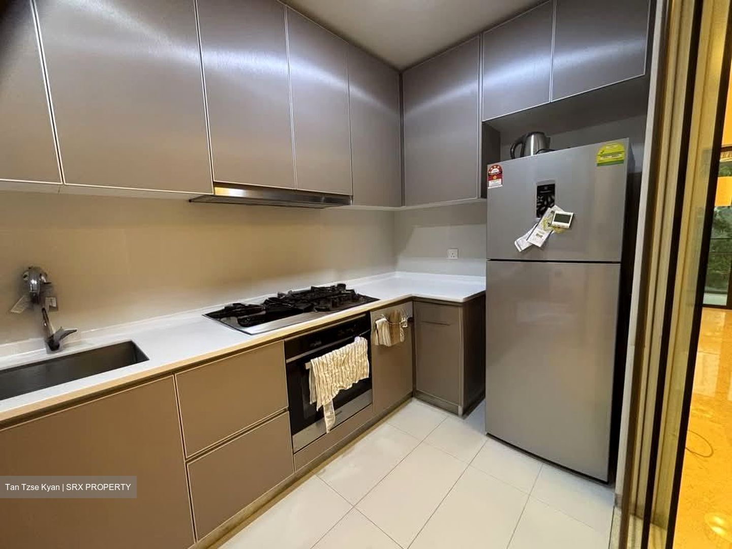 Uber 388 (D16), Condominium #557613231